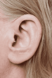 Intra-auriculaires (ITE) :